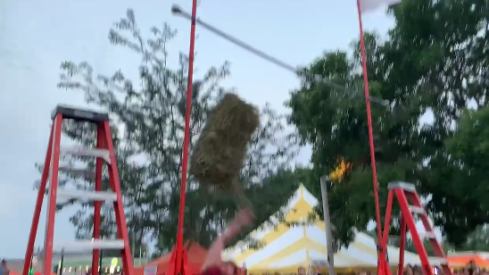 HAY BALE TOSS SZN