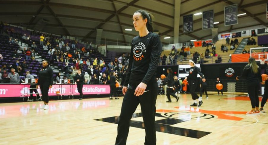 Caitlin Clark prepares for Iowa's game against Oregon State